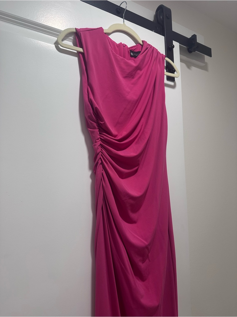 Zara Fuchsia Sleeveless Ruched Maxi Dress - Picture 3 of 4